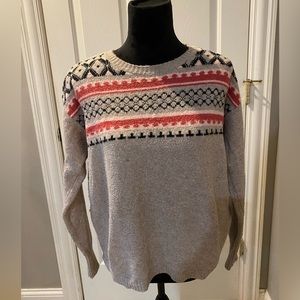 This sweater is perfect for fall/winter.